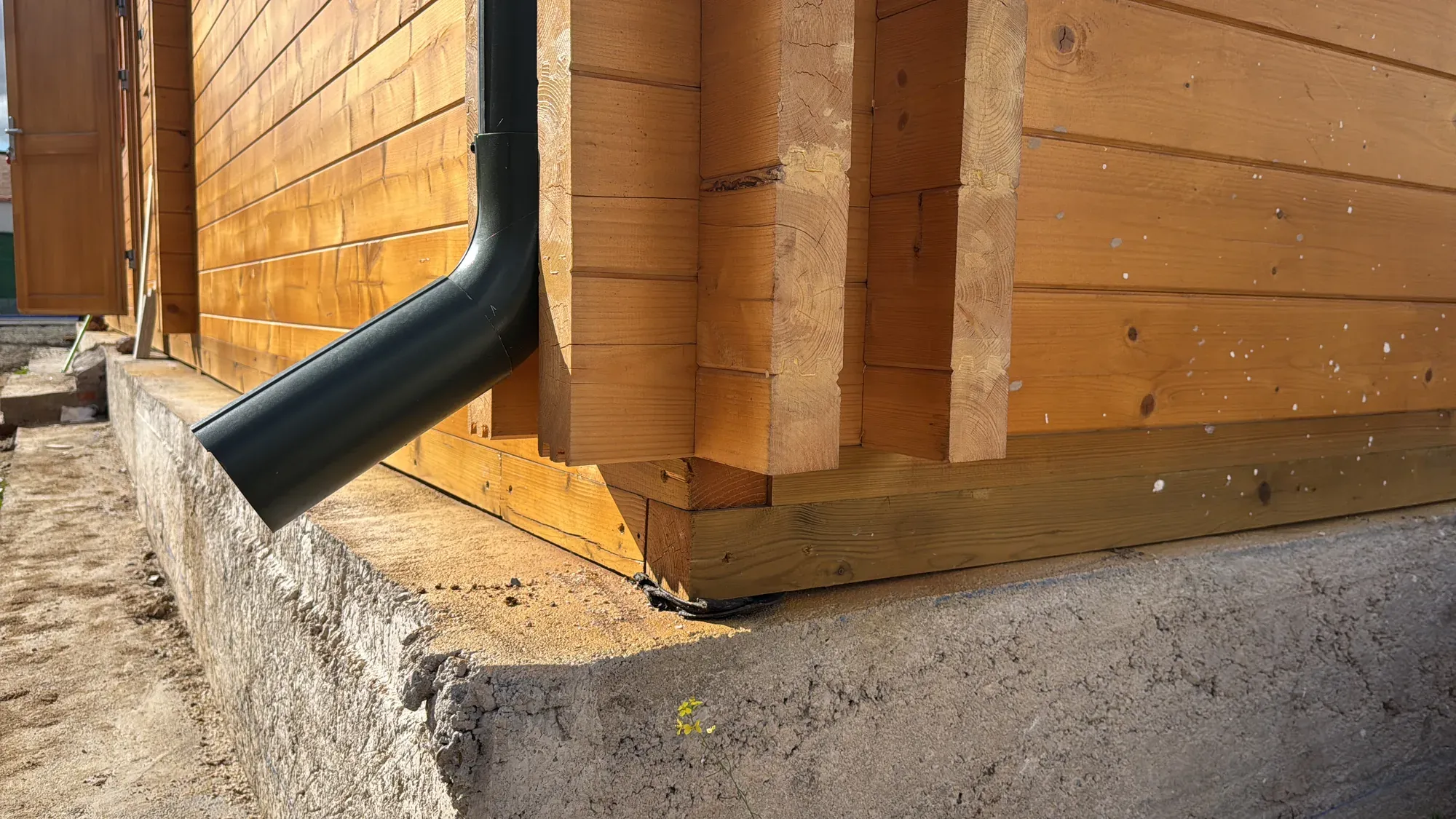 Assembly on site — Satus Baltic — 44 × 70 + 70 × 70 mm foundation joists