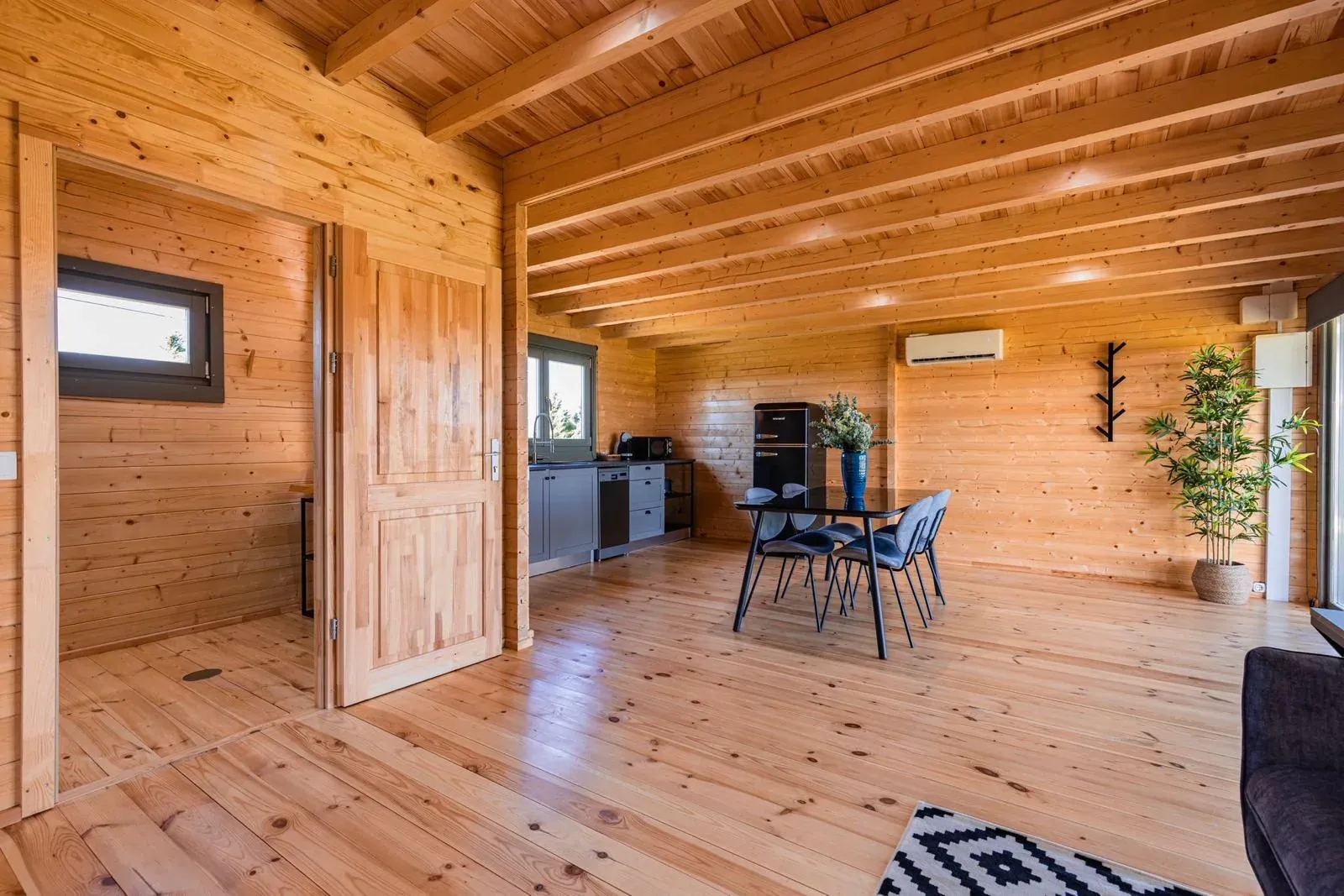 Interior — Satus Baltic